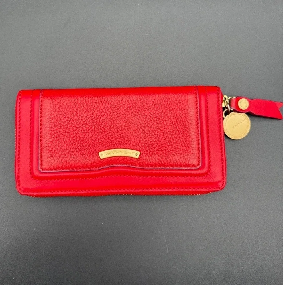Red Pebble Genuine‎ Leather Wallet Tahari Brass Colored Zipper And Charm